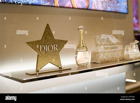 dior perfume hong kong